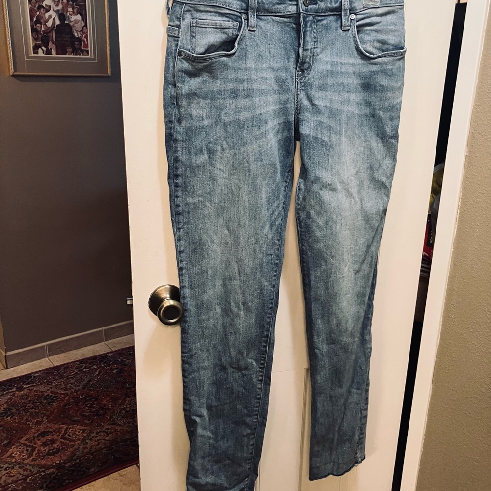 🐞Carve Designs Light Blue Straight Leg Jeans size 4